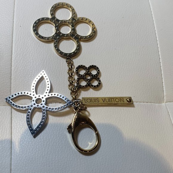 Louis Vuitton Jewelry - Louis Vuitton Gold Charms Key Chain Silvery Golden